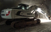 Escavatori annunci Escavatore cingolato Liebherr  R924C vendita macchina Escavatore cingolato Liebherr  R924C usati offerte aste macchine utensili attrezzature e macchinari