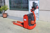 Carrelli elevatori annunci Stoccatore usato LINDE T16 vendita macchina Stoccatore usato LINDE T16 usati offerte aste macchine utensili attrezzature e macchinari