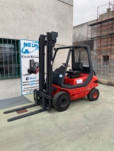 Carrelli elevatori annunci Carrello elevatore LINDE H25D diesel vendita macchina Carrello elevatore LINDE H25D diesel usati offerte aste macchine utensili attrezzature e macchinari