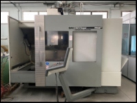 DECKEL MAHO DMC 104 V linear usato Carrello elevatore elettronico immagine Carrelli elevatori usati in vendita