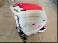 Lavasciuga pavimenti Comac Modello Abila 52B. N. 02 disponibili usato Affilatrice PARPAS Mod.  AU immagine Affilatrici usati in vendita