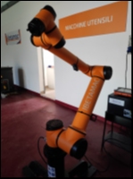 ROBOT INDUSTRIALE AUBO i10 usato COMAU smart 5 NJ foto 10