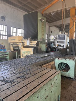 FRESATRICE MECOF Mod. CS NC  usato CENTRO DI LAVORO ORIZZONTALE DAEWOO  immagine Centri di lavoro usati in vendita