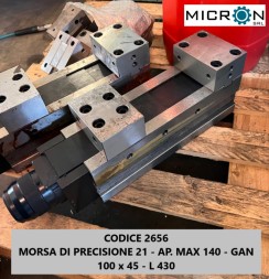 MORSA USATO DI PRECISIONE 21 - AP. MAX 140 - GAN: 100 x 45 - L: 430 usato SEGATRICE  A NASTRO FERVI TIPO 0855C immagine Seghetti usati in vendita