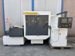 ELETTROEROSIONE A FILO FANUC ROBOCUT ALPHA 0C CNC FANUC SERIES 16-W usato CODICE. 565  TORNIO PARALLELO GORNATI MO immagine Torni usati in vendita