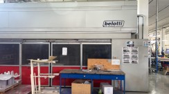 CENTRO DI LAVORO A PORTALE CON TRAVERSA MOBILE –BELLOTTI CNC 5 ASSI  MOD. TRIM 5522 usato CONFEZIONATRICE ACETO immagine Confezionatrici usati in vendita