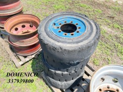 N.4 GOMME PIENE X MULETTO  usato IVECO STRALIS AT 260S45 (COD.INT. CP1481) immagine Camion usati in vendita