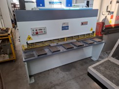 Cesoia Omag 1000x4 usato A GHIGLIOTTINA IDRAULICA SCHIAVI GTH 420 foto 10
