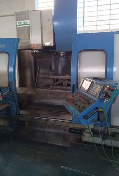 Centro di lavoro Jupiter CLV 1050 usato CENTRO DI LAVORO VERTICALE SHENYANG MOD  foto 10