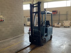 Carrello elevatore Carer usato Fresatrice a testa veloce F060 Visualizzata immagine Fresatrici usati in vendita